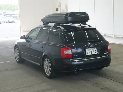 AUDI A4 AVANTE