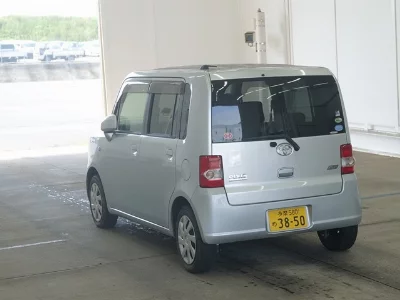 Toyota Pixis Space