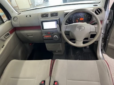 Toyota Pixis Space