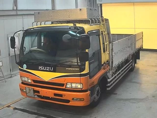 Isuzu Forward  с аукциона в Японии