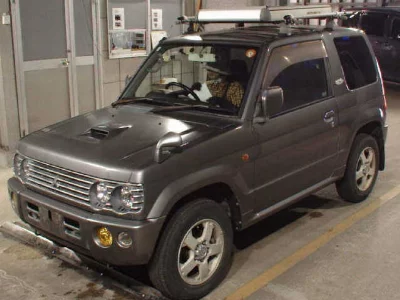 MITSUBISHI PAJERO MINI