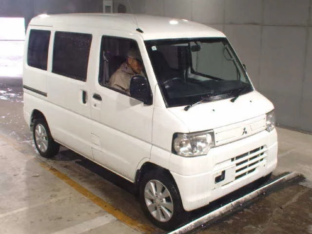 Mitsubishi Minicab  с аукциона в Японии