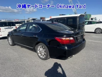 LEXUS LS