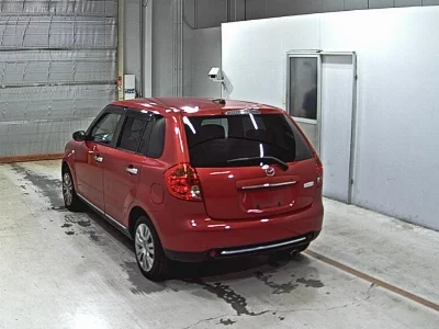Mazda Verisa