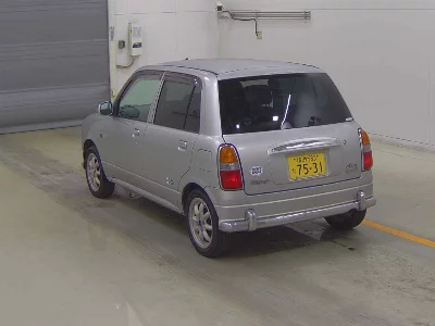 Daihatsu Mira Gino