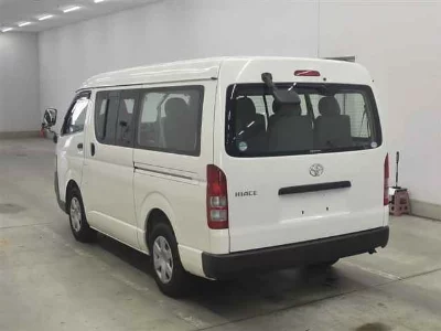 Toyota HIACE WAGON