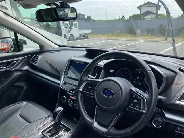 Subaru XV  с аукциона в Японии
