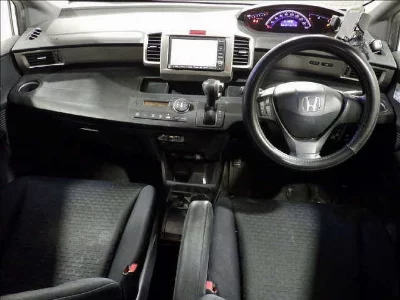 Honda Freed Spike