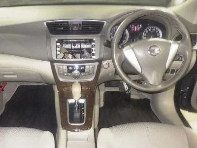 Nissan BLUEBIRD SYLPHY
