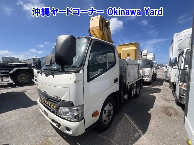 Toyota Dyna  с аукциона в Японии