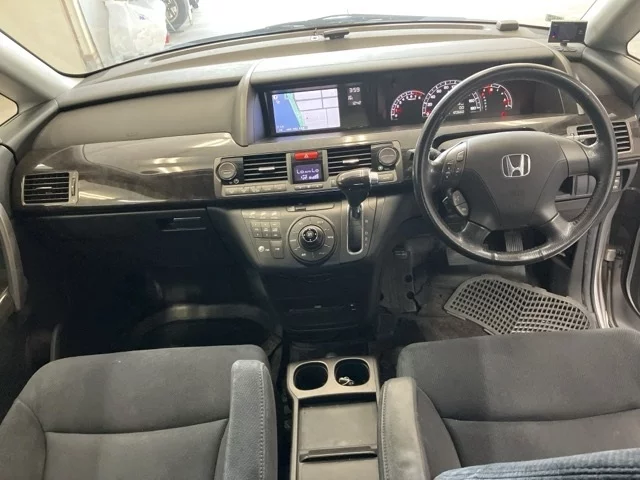 Honda Elysion  с аукциона в Японии
