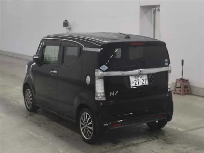 Honda N-Box Slash