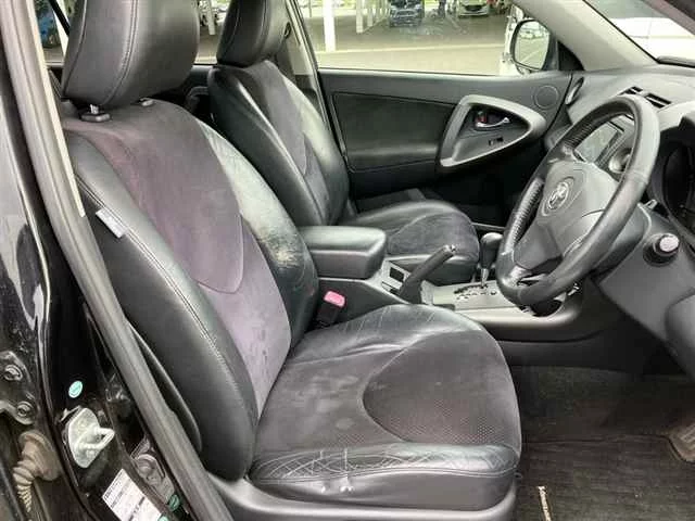 Toyota Vanguard  с аукциона в Японии
