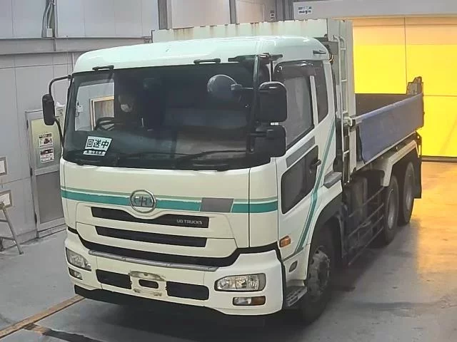 Nissan UD  с аукциона в Японии