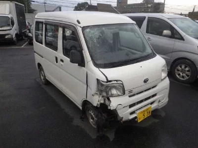 Toyota Pixis Van