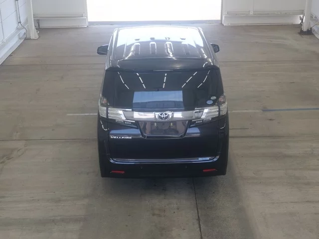 Toyota Vellfire  с аукциона в Японии