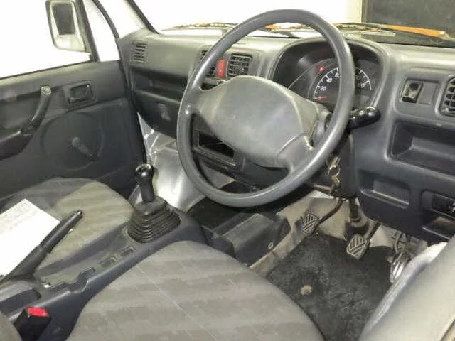 Suzuki CARRY  с аукциона в Японии