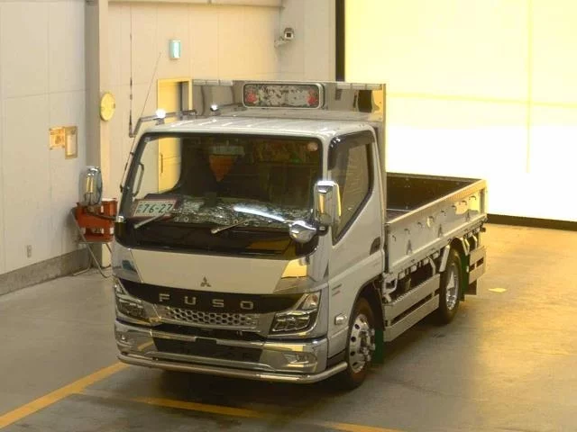Mitsubishi Fuso Canter  с аукциона в Японии