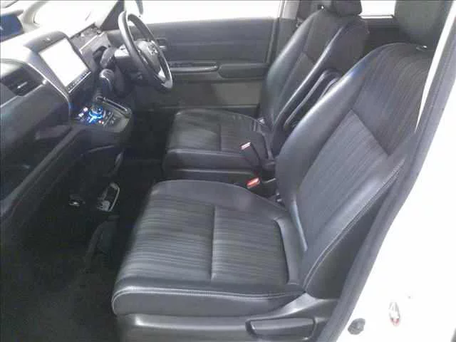 Honda Freed  с аукциона в Японии