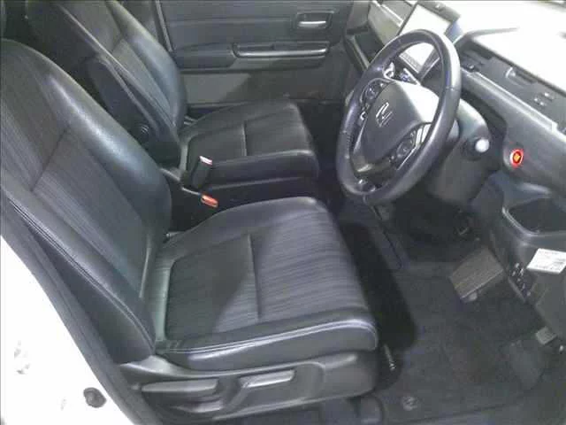 Honda Freed  с аукциона в Японии