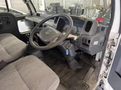 Nissan Atlas