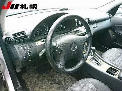MERCEDES BENZ C CLASS