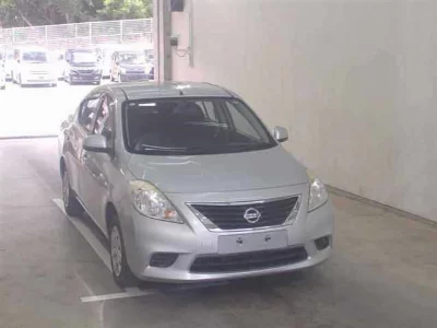 Nissan TIIDA LATIO