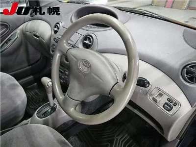 Toyota Platz