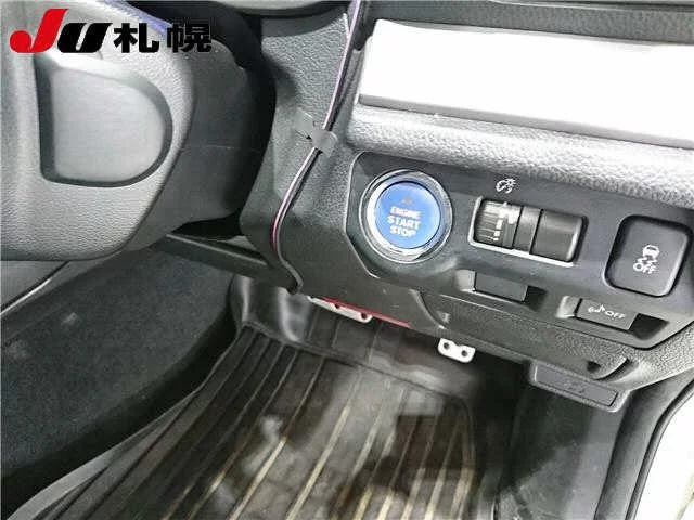 Subaru XV  с аукциона в Японии