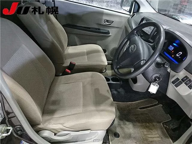 Daihatsu Mira e:S  с аукциона в Японии