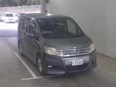 Honda STEPWGN SPADA
