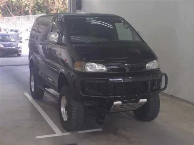 MITSUBISHI DELICA SPACE GEAR