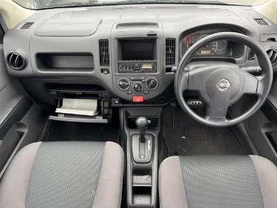 Nissan AD