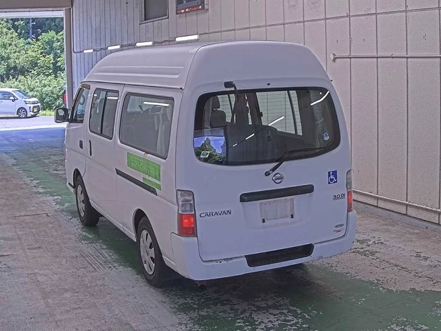 Nissan Caravan  с аукциона в Японии