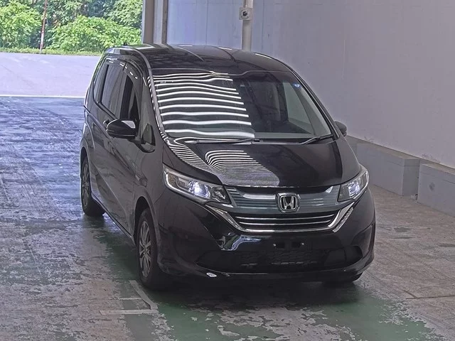 Honda Freed  с аукциона в Японии