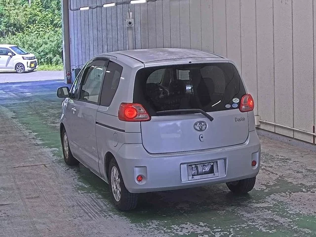 Toyota Porte  с аукциона в Японии