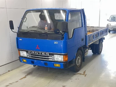 NISSAN CARAVAN BUS