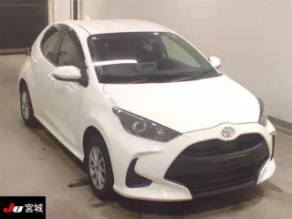 Toyota Yaris  с аукциона в Японии