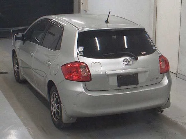 Toyota Auris  с аукциона в Японии