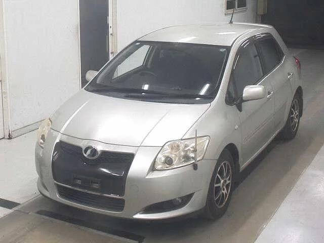 Toyota Auris  с аукциона в Японии