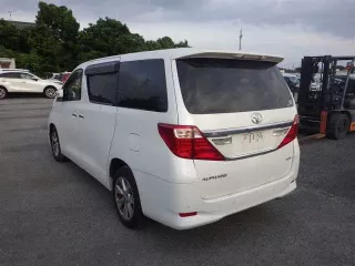Цена авто Toyota Alphard с аукционов Японии, номер кузова GGH20W, пробег 172 000, оценка 