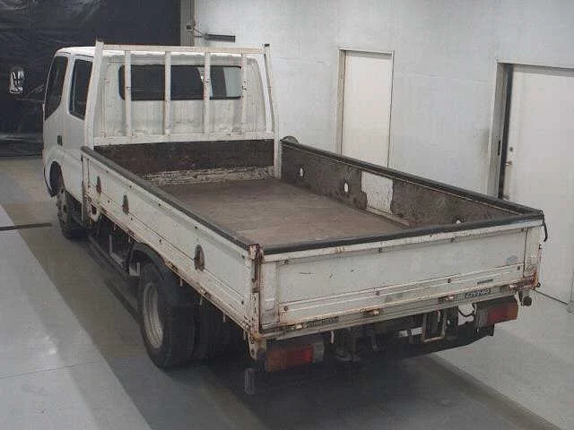 Toyota Dyna  с аукциона в Японии