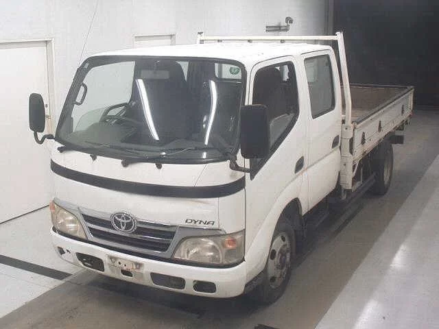 Toyota Dyna  с аукциона в Японии