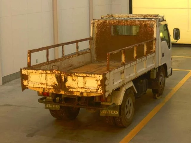 Isuzu Elf  с аукциона в Японии