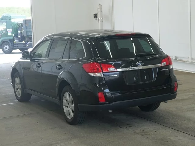Subaru Outback  с аукциона в Японии