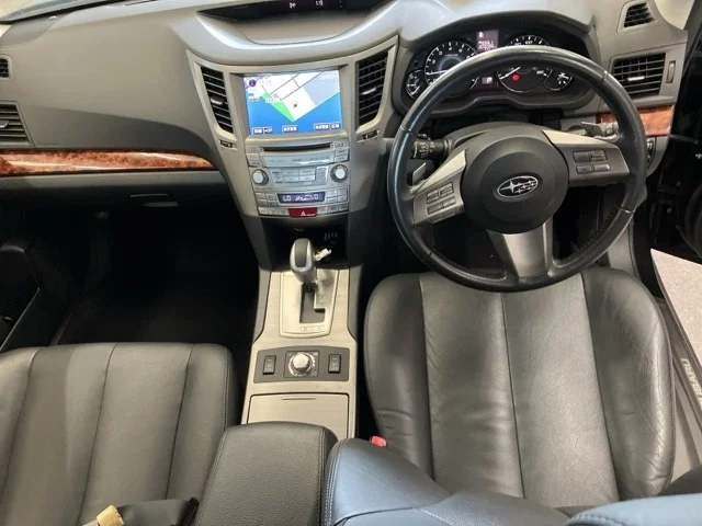 Subaru Outback  с аукциона в Японии