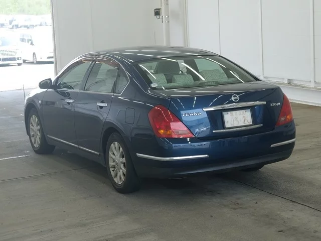 Nissan Teana  с аукциона в Японии