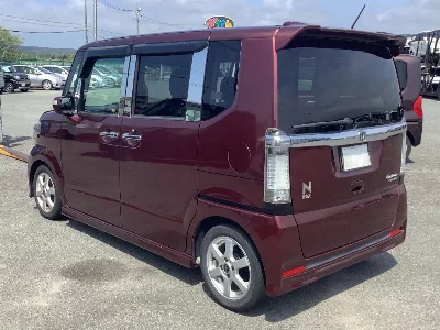 Honda N BOX CUSTOM