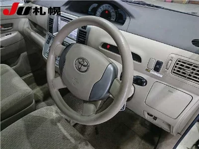 Toyota Raum