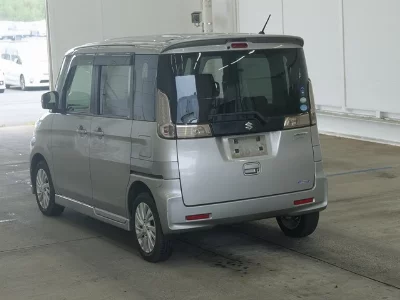 Suzuki Spacia Custom